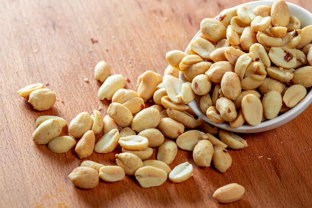 Peanuts Nutrition Facts and Health Benefits: A Nutrient-Packed Powerhouse