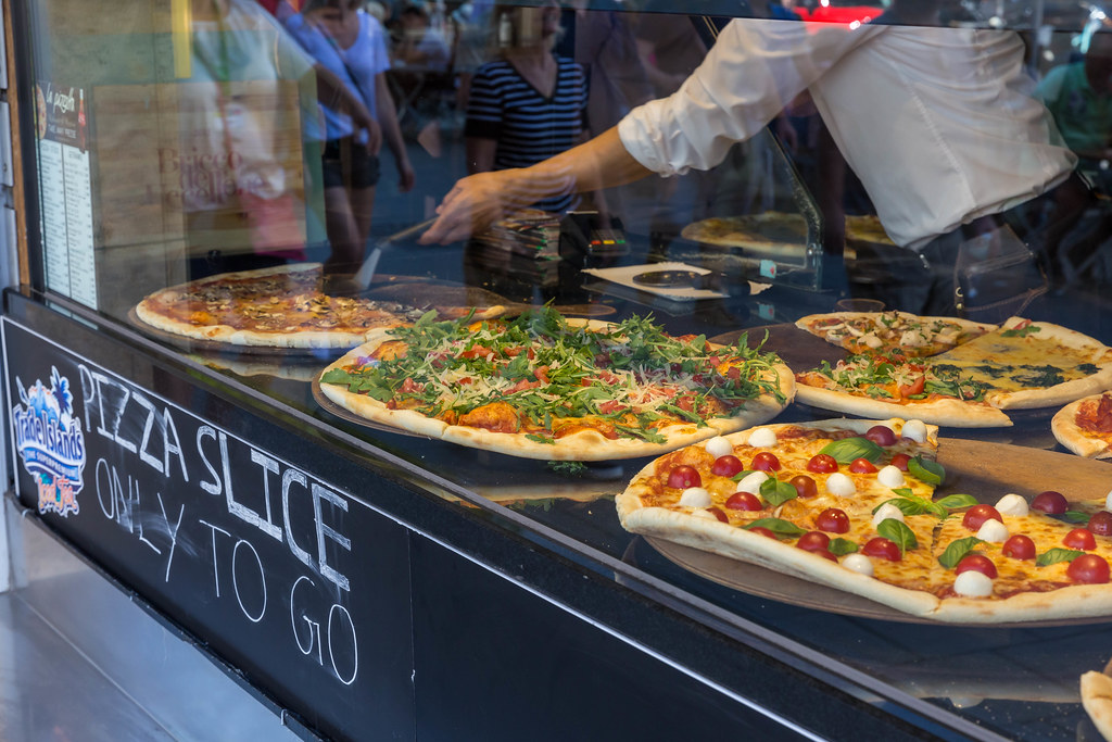 Italy in a Culinary Divide: The Pineapple Pizza Debate